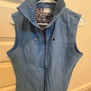 Columbia Blue Sporty Vest with Animal Print Lining